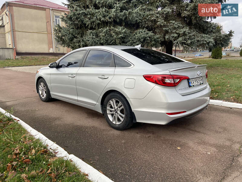 Седан Hyundai Sonata 2016 в Овруче