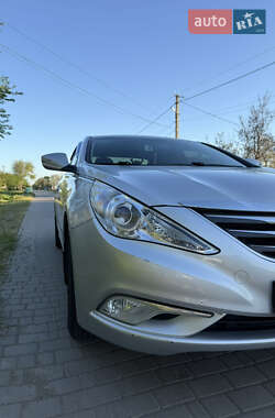 Седан Hyundai Sonata 2013 в 