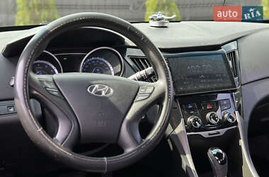 Седан Hyundai Sonata 2013 в 