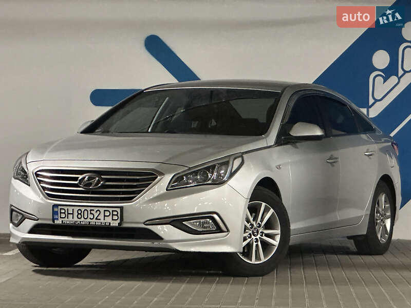 Седан Hyundai Sonata 2015 в 
