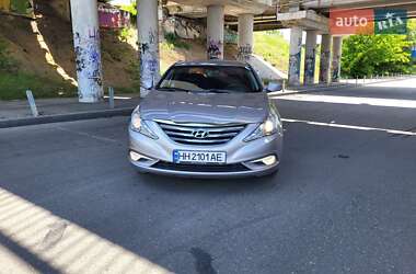 Седан Hyundai Sonata 2013 в 