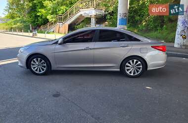 Седан Hyundai Sonata 2013 в 