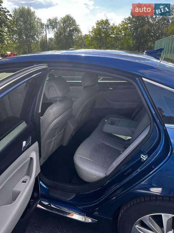 Седан Hyundai Sonata 2015 в Києві
