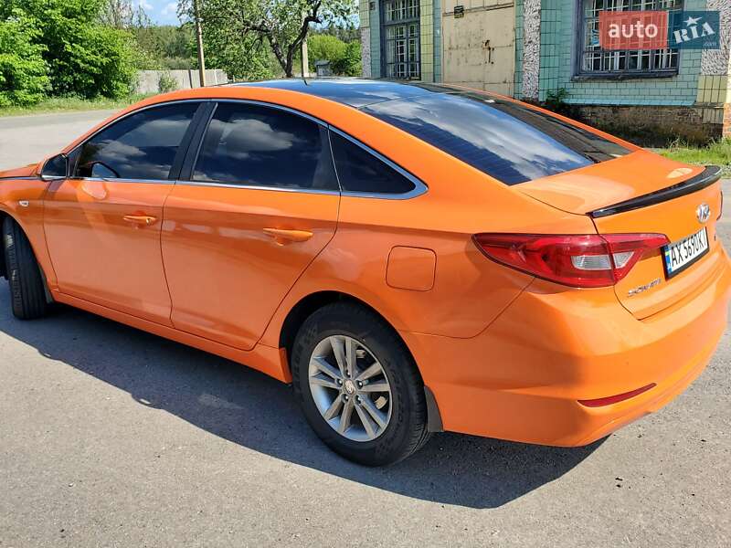 Седан Hyundai Sonata 2015 в Тростянці