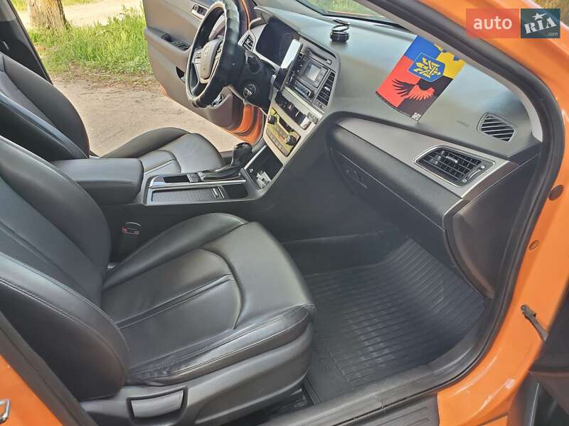 Седан Hyundai Sonata 2015 в Тростянці