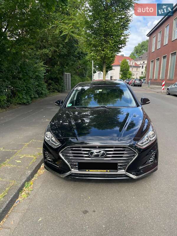 Седан Hyundai Sonata 2017 в 
