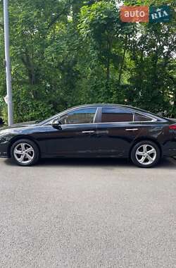 Седан Hyundai Sonata 2017 в 