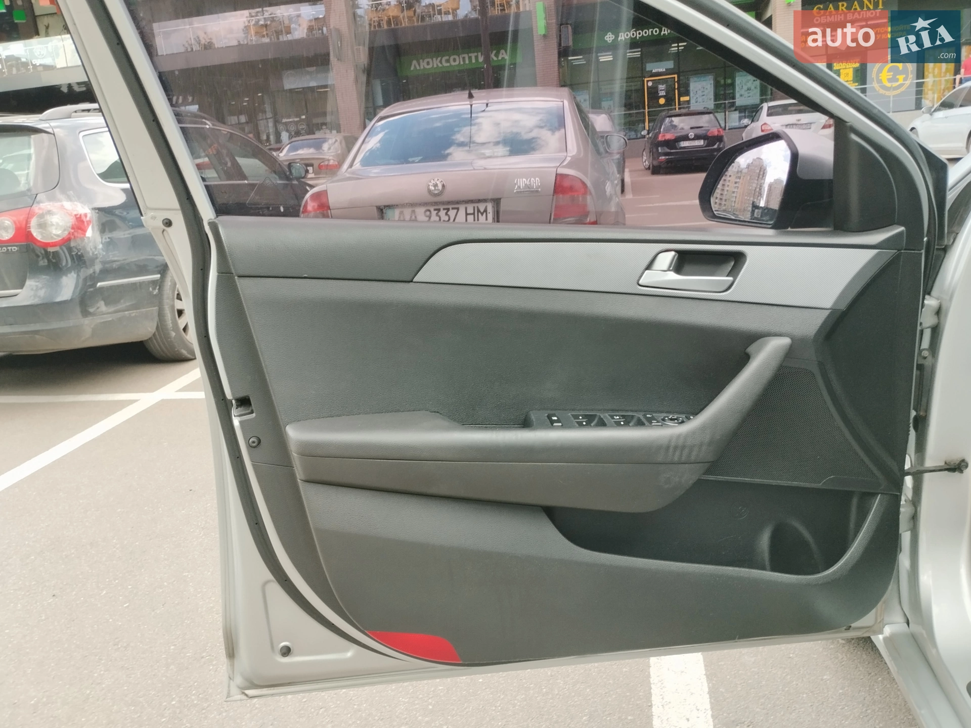 2016 Hyundai Sonata - мініатюра 31