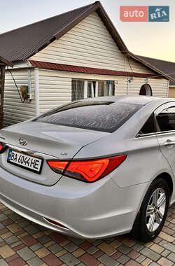 Седан Hyundai Sonata 2014 в 