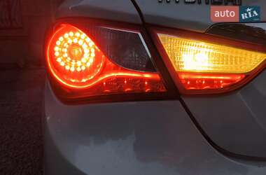 Седан Hyundai Sonata 2011 в 
