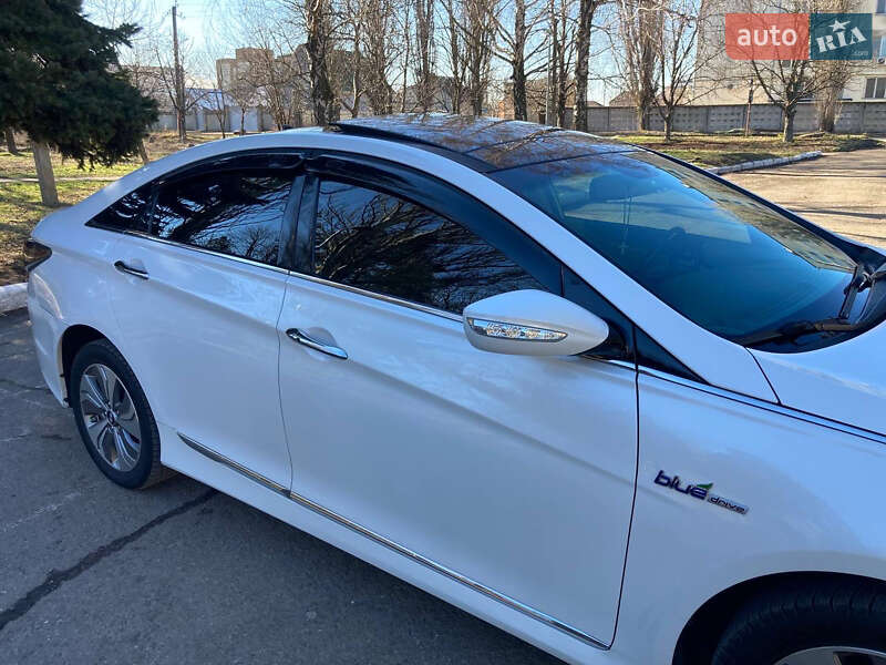 Седан Hyundai Sonata 2013 в 