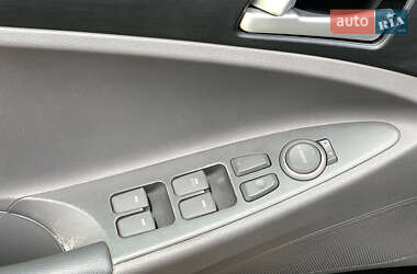Седан Hyundai Sonata 2011 в 