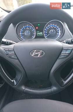 Седан Hyundai Sonata 2012 в 