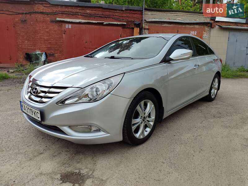 Седан Hyundai Sonata 2011 в 