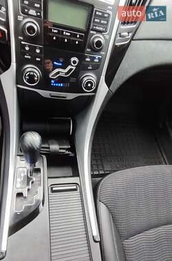 Седан Hyundai Sonata 2011 в 