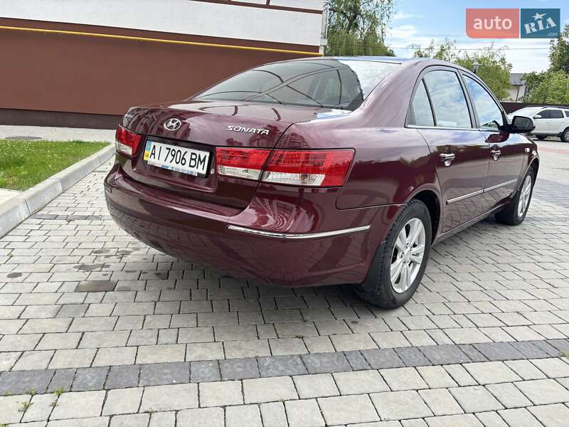 Седан Hyundai Sonata 2010 в Ивано-Франковске
