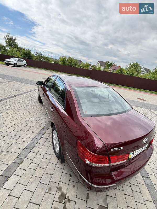 Седан Hyundai Sonata 2010 в Ивано-Франковске