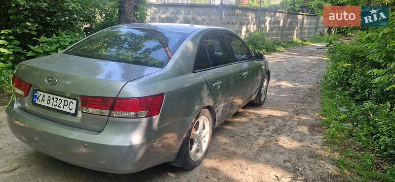 Седан Hyundai Sonata 2008 в Софіївській Борщагівці