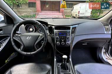 Седан Hyundai Sonata 2013 в 