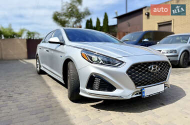 Седан Hyundai Sonata 2019 в 