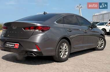 Седан Hyundai Sonata 2017 в 