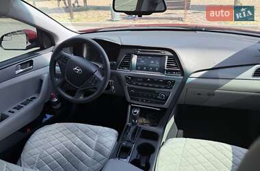 Седан Hyundai Sonata 2017 в 