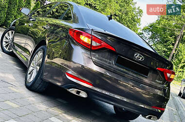 Седан Hyundai Sonata 2015 в 