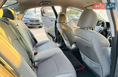 Седан Hyundai Sonata 2013 в 