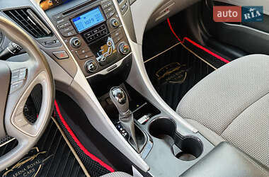 Седан Hyundai Sonata 2013 в 