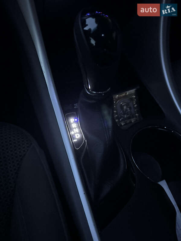 Седан Hyundai Sonata 2014 в Долині