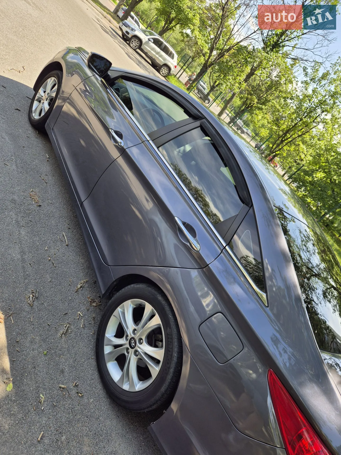 2011 Hyundai Sonata - мініатюра 5
