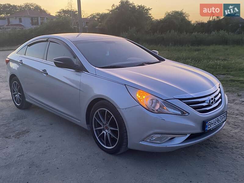 Седан Hyundai Sonata 2014 в Белгороде-Днестровском