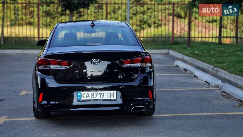Седан Hyundai Sonata 2017 в Софиевской Борщаговке