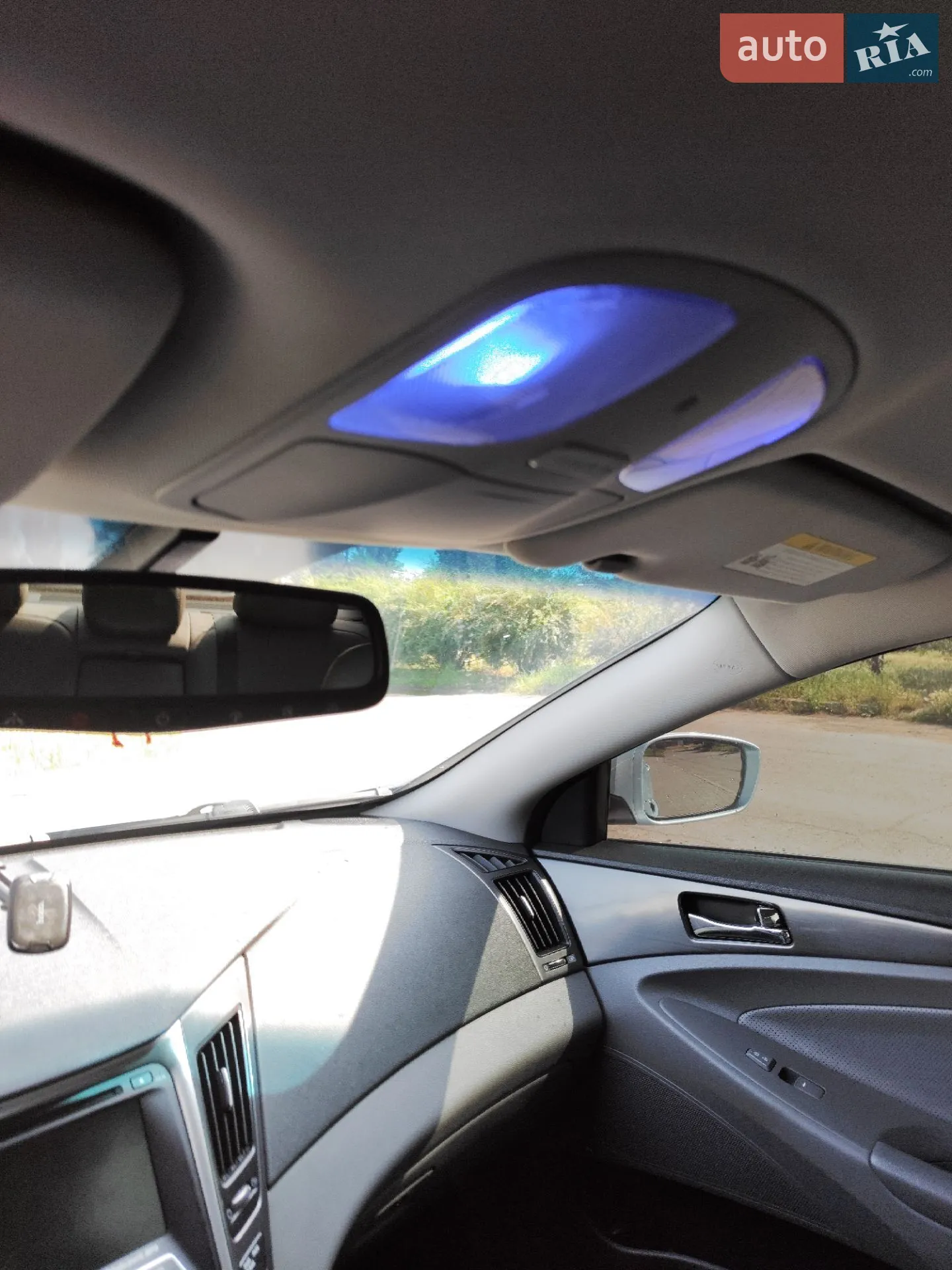 2013 Hyundai Sonata - мініатюра 16