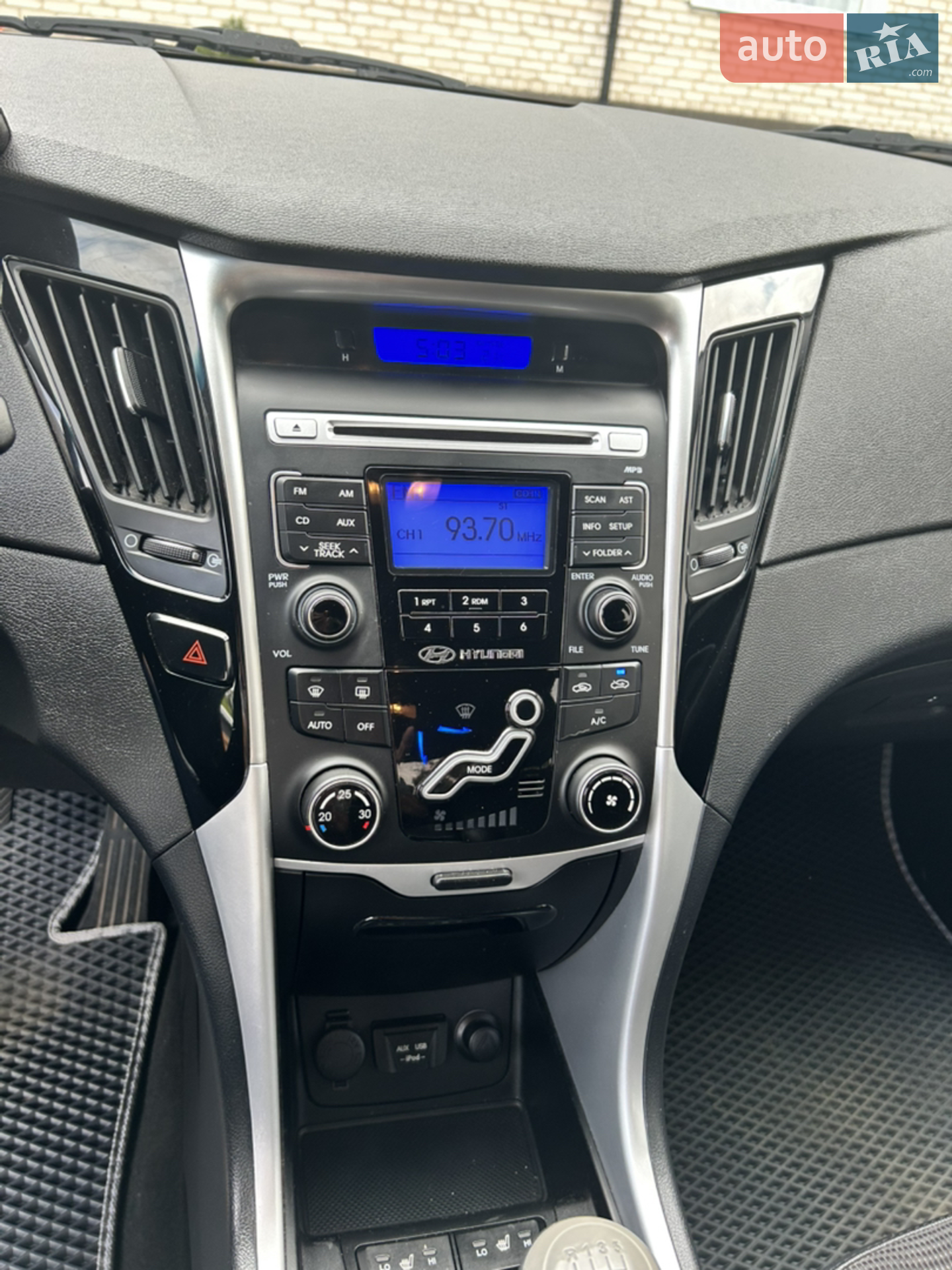 2012 Hyundai Sonata - мініатюра 12