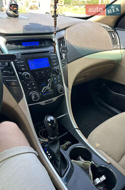 Седан Hyundai Sonata 2012 в 