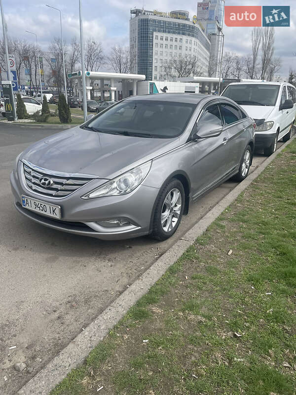 Седан Hyundai Sonata 2011 в Києві