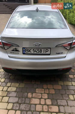 Седан Hyundai Sonata 2016 в 
