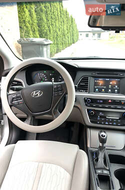 Седан Hyundai Sonata 2016 в 