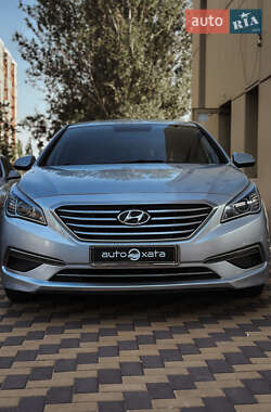 Седан Hyundai Sonata 2014 в Николаеве