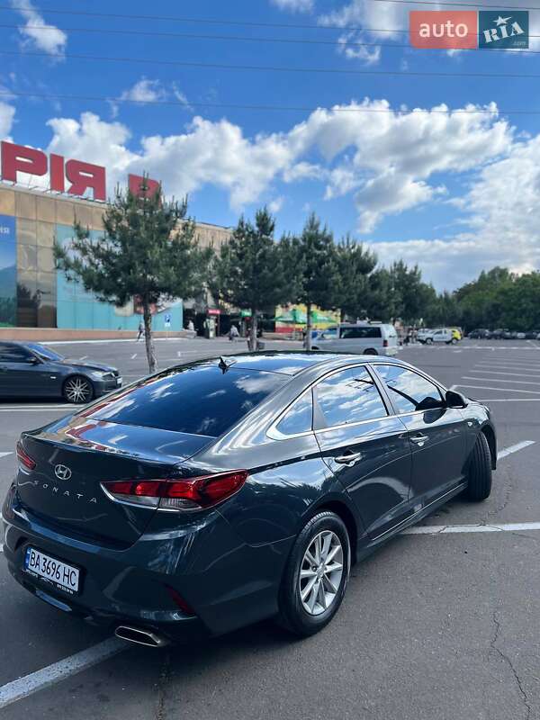 Седан Hyundai Sonata 2018 в Одессе