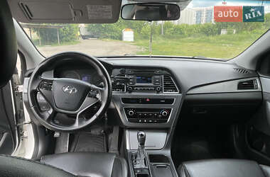 Седан Hyundai Sonata 2015 в 