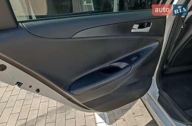 Седан Hyundai Sonata 2014 в 
