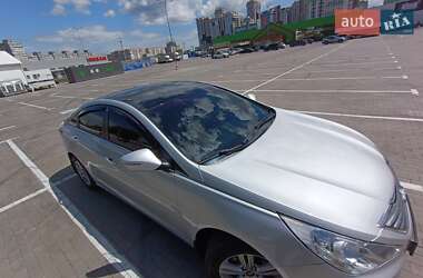 Седан Hyundai Sonata 2014 в 