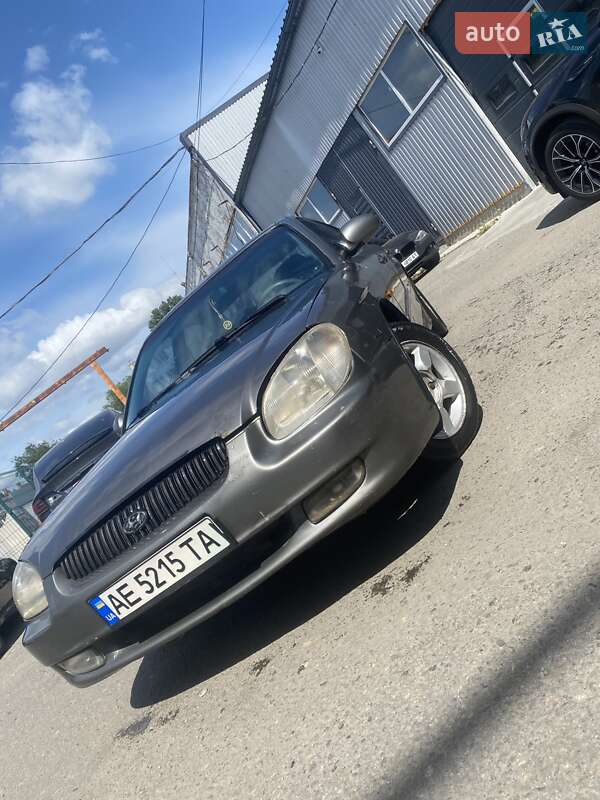 Седан Hyundai Sonata 1999 в 