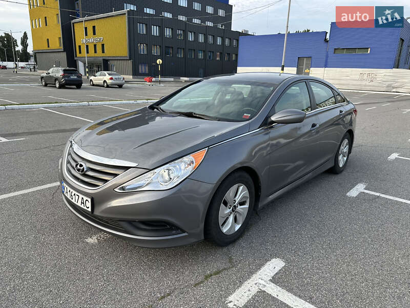Hyundai Sonata 2013