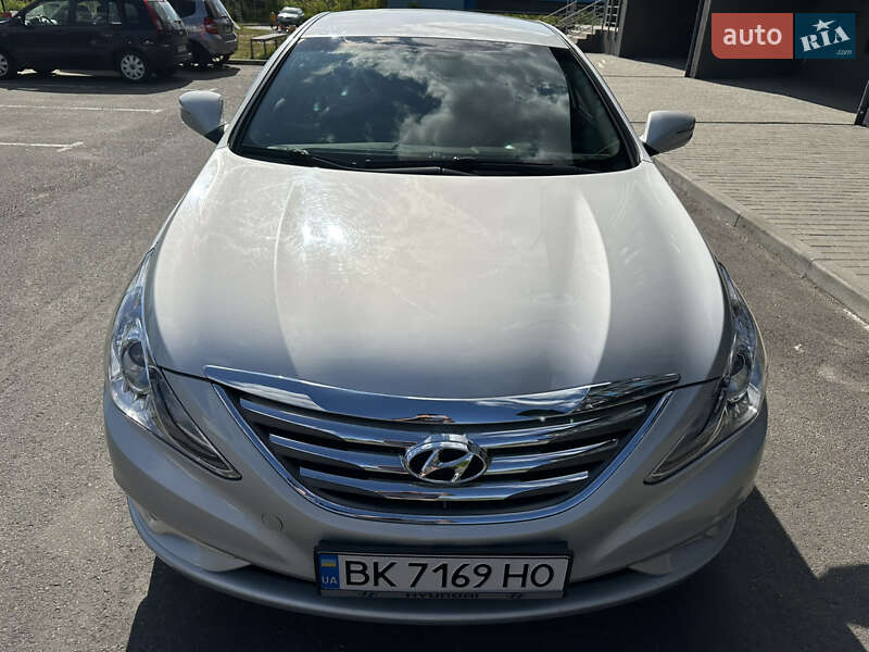 Седан Hyundai Sonata 2014 в Рівному фото 26 Седан Hyundai Sonata 2014 в Рівному
