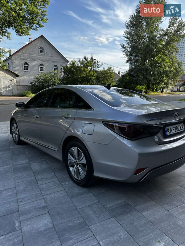 Седан Hyundai Sonata 2013 в Києві