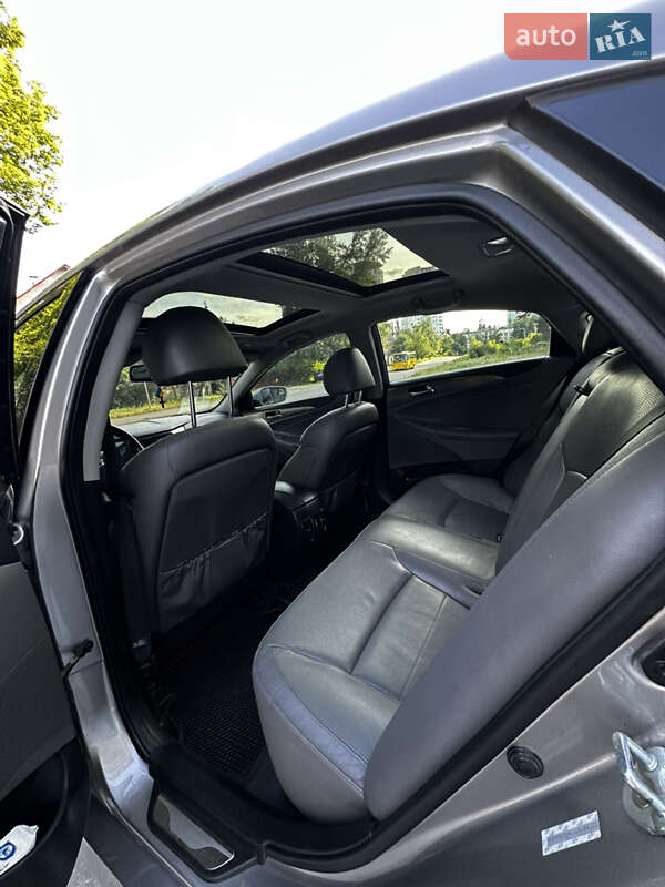 Седан Hyundai Sonata 2013 в Києві