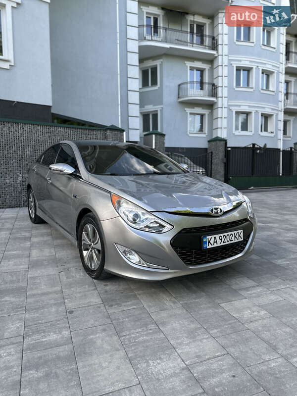 Седан Hyundai Sonata 2013 в Києві